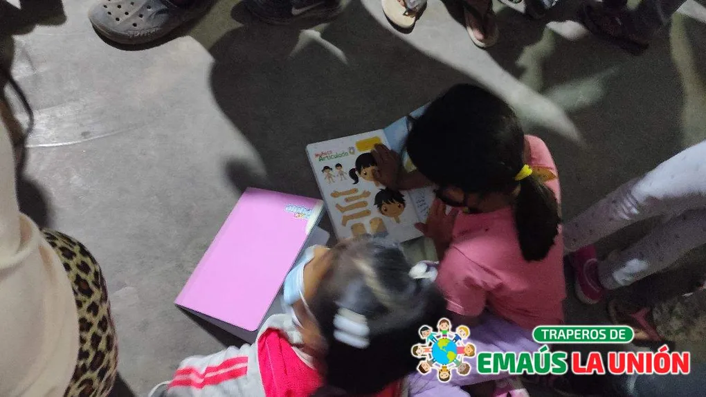 Dona en San Bartolo: Ayuda Social con Traperos de Emaús La Unión