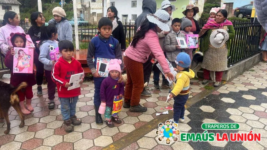 ¡Tus Juguetes Usados Hacen la Diferencia! Recolección en La Perla con Traperos de Emaús La Unión